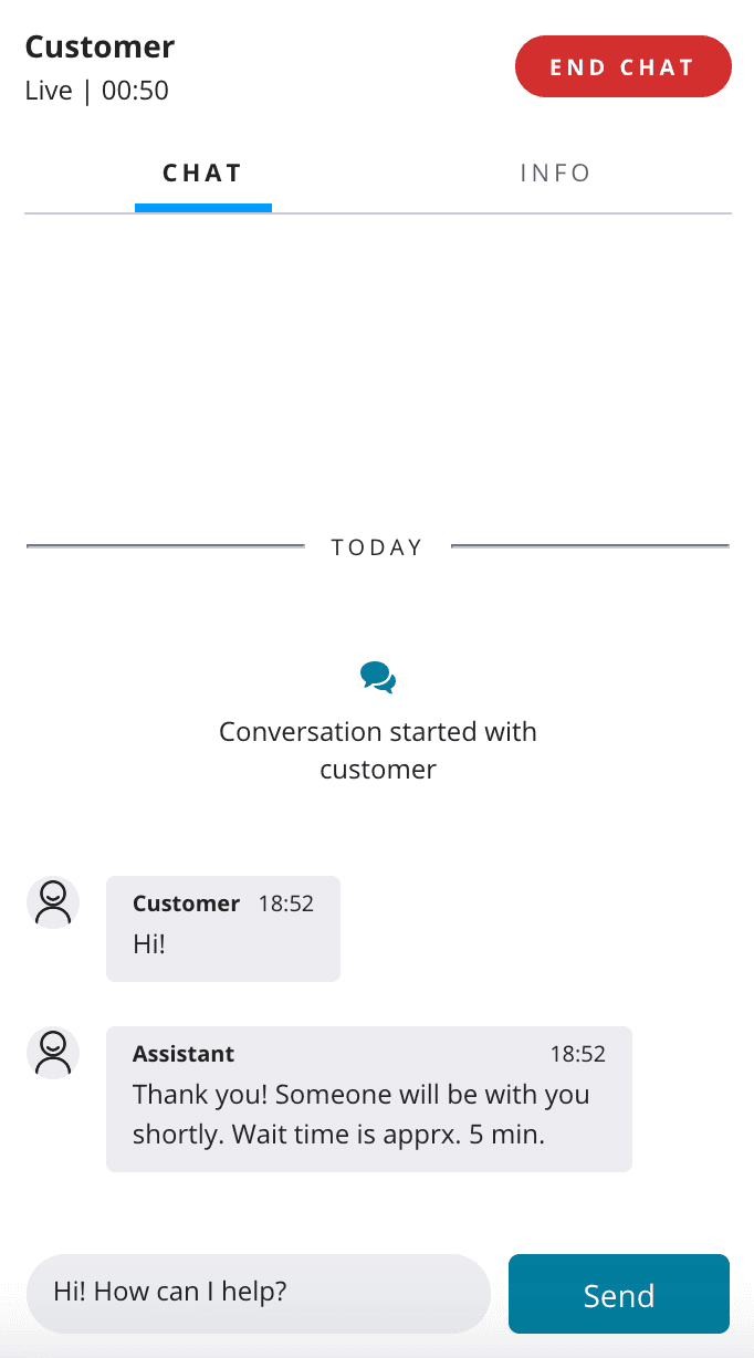 Chat interface showing conversation with customer and assistant, with a message input field.