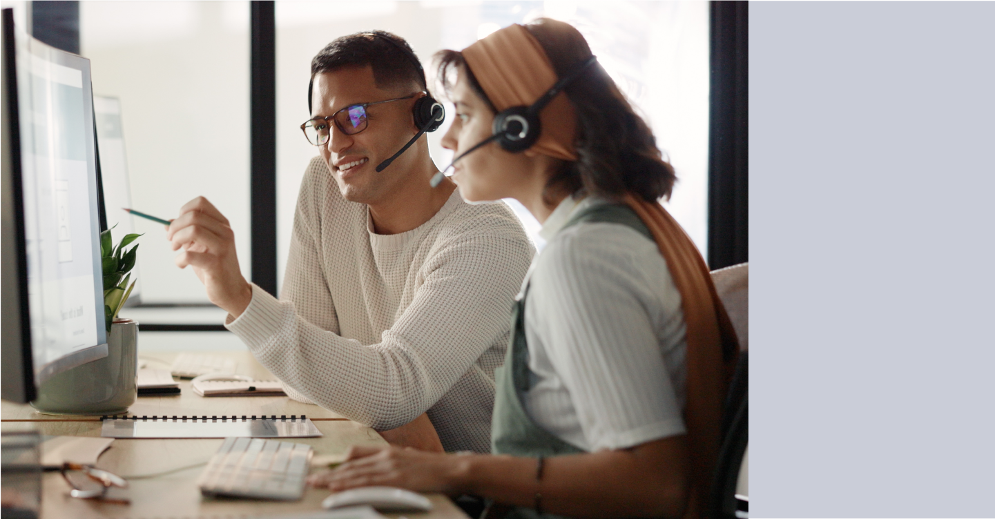 Colleagues analyzing the best software solutions for their company's contact center