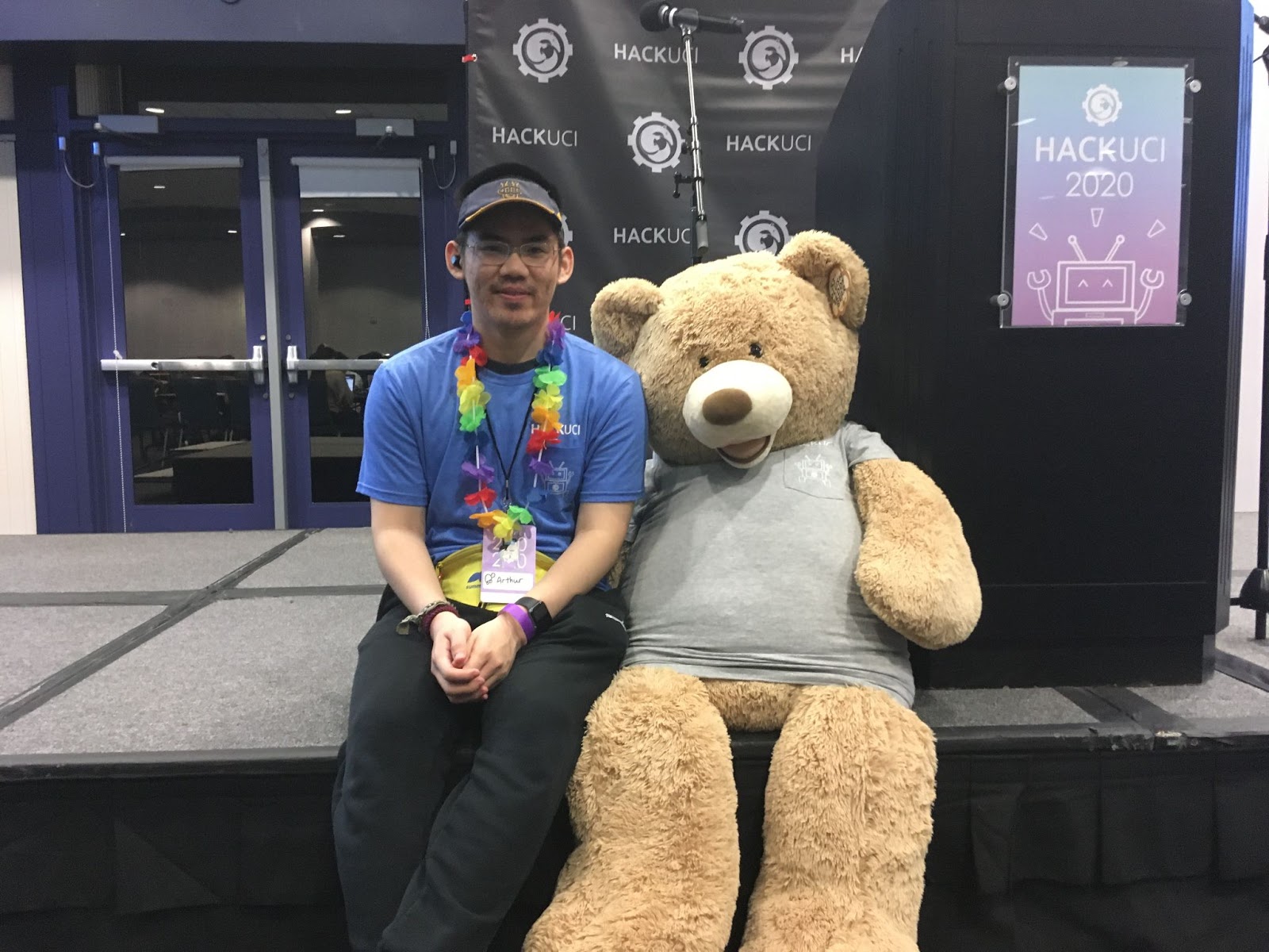 Arthur Tham posing with a hackathon buddy at HackUCI