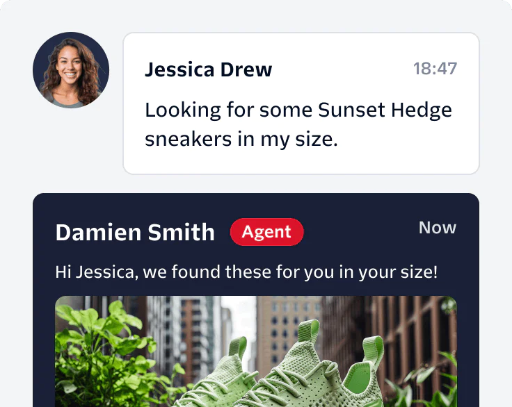 Sales rep messaging a customer through Flex to complete a purchase