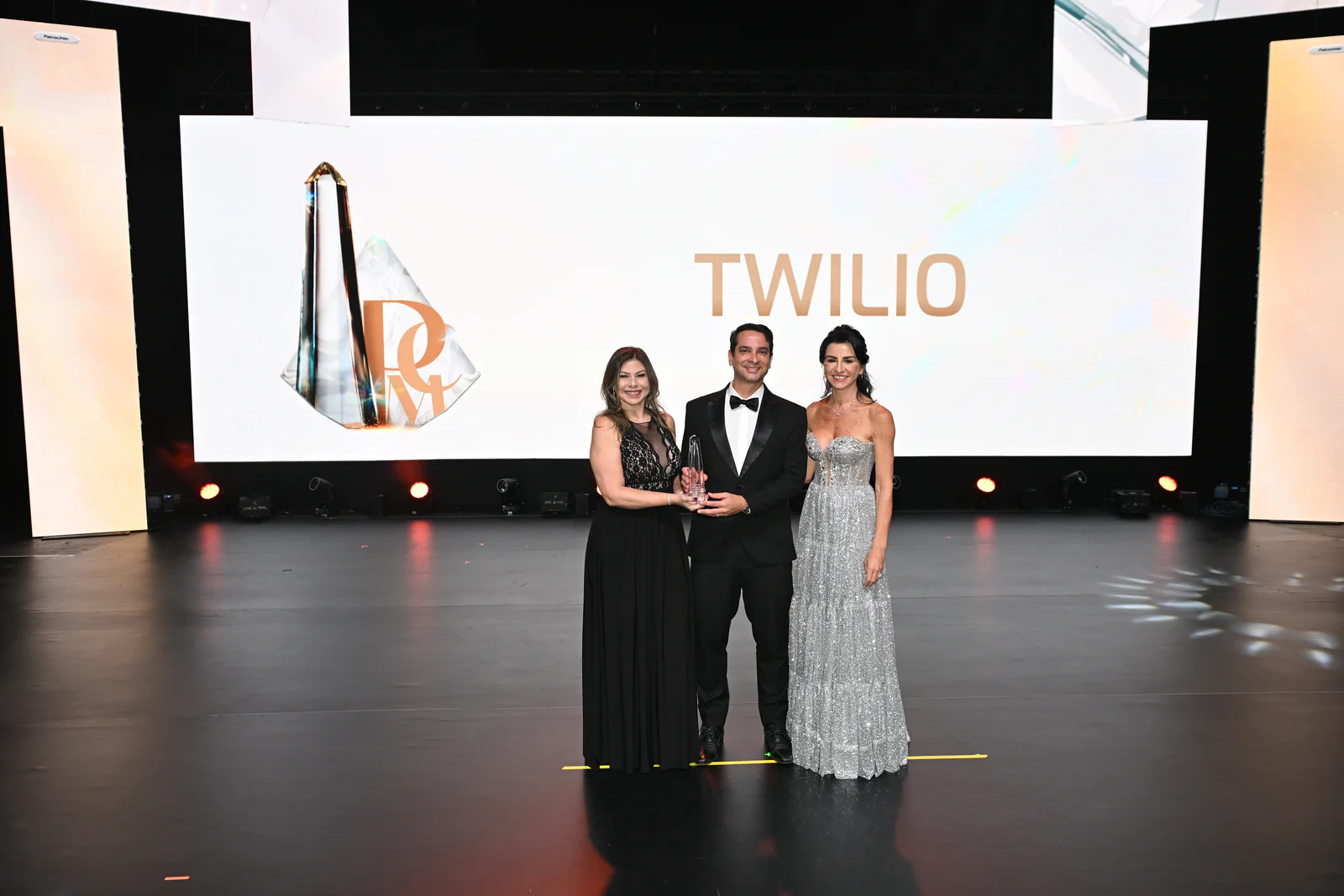 Foto da entrega do prêmio Consumidor Moderno de 2026 reconhecendo a Twilio